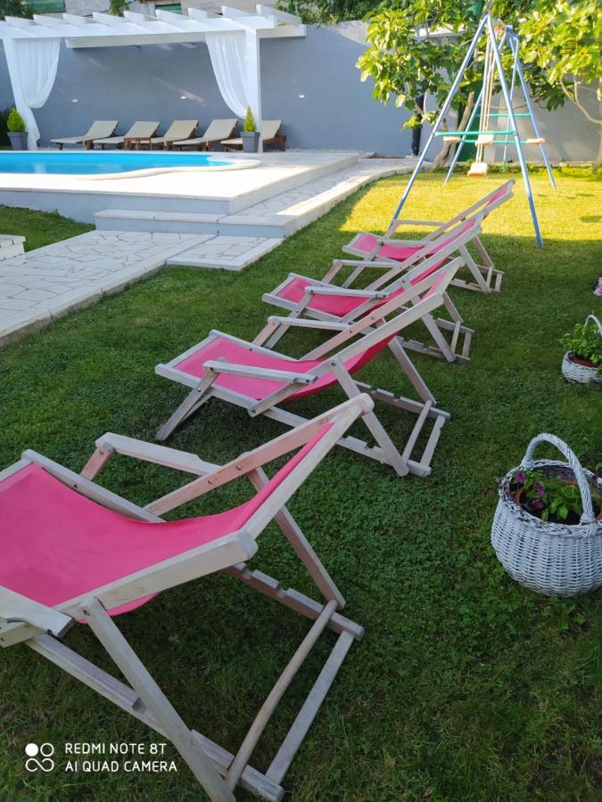 Holiday Home Zezevica - Heated Pool Šestanovac Eksteriør bilde