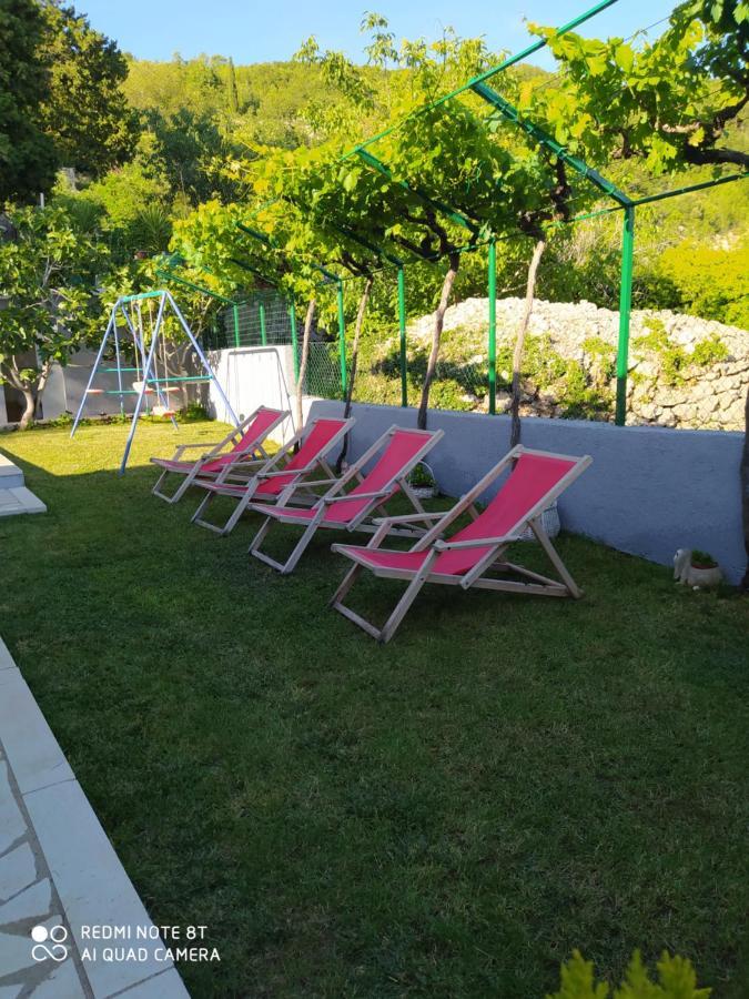 Holiday Home Zezevica - Heated Pool Šestanovac Eksteriør bilde